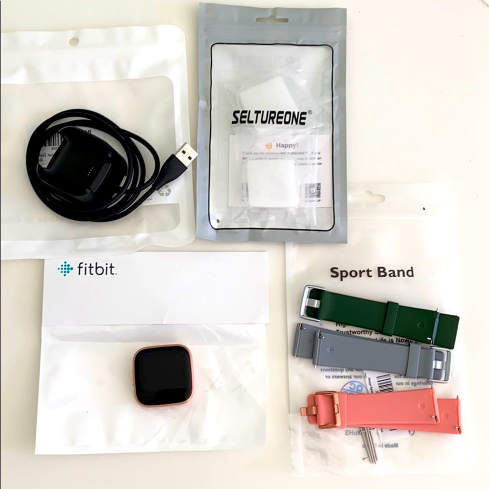 fitbit versa 2 with all accessories